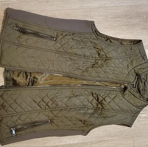 Vest new directions size small